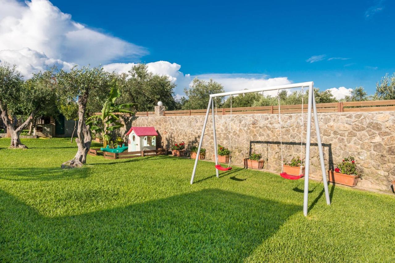 Villa Maxim With Private Pool & Tennis Court Halikounas Экстерьер фото